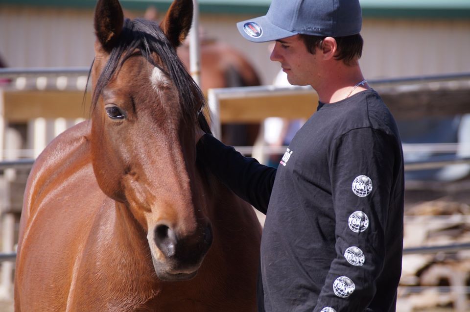 57358160_2371657296218413_3241220232685027328_o-2